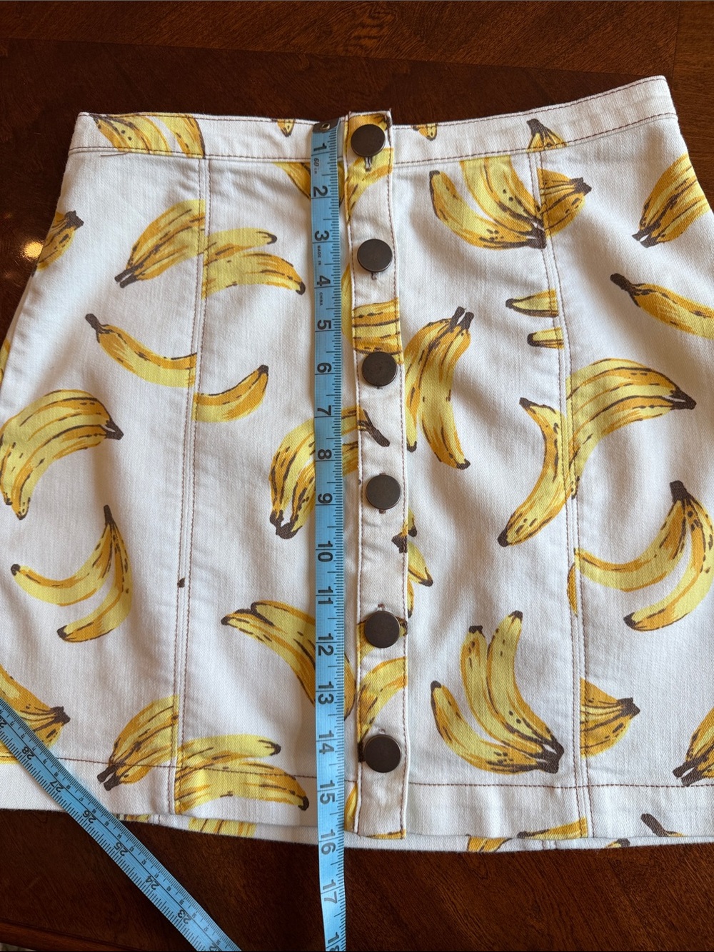 Cooperative White Mini Skirt with Yellow Banana Print - Picture 9 of 9